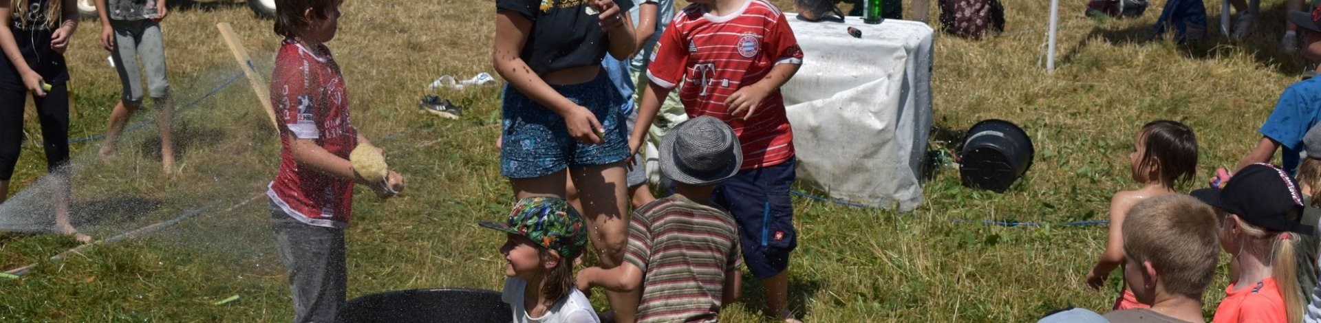 Die Tore des großen RaBauKi Sommer-Abenteuerspielplatzes sind wieder geöffnet