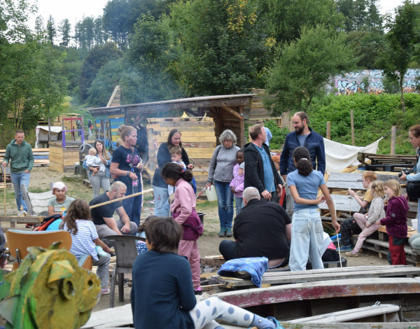 Drei Wochen Abenteuer wie im Flug vergangen – RaBauKi lud zum Abschlussfest des Sommerprojekts 2025 ein